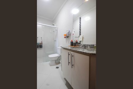 Casa à venda com 135m², 3 quartos e 2 vagasSuíte