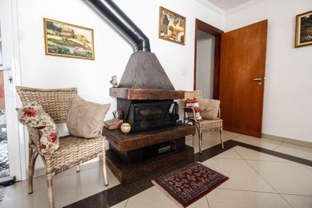 Casa à venda com 135m², 3 quartos e 2 vagasSala