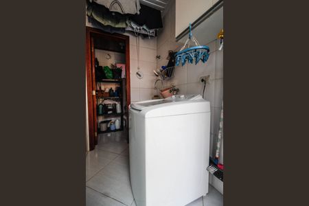 Casa à venda com 135m², 3 quartos e 2 vagasÁrea de serviço