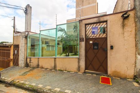 Apartamento para alugar com 38m², 2 quartos e sem vaga Apartamento para alugar com 38m², 2 quartos e sem vagaFachada + Plaquinha