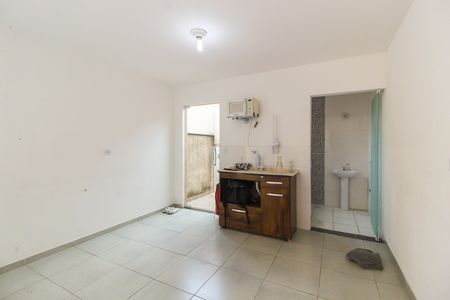 Apartamento para alugar com 38m², 2 quartos e sem vaga Apartamento para alugar com 38m², 2 quartos e sem vagaÁrea Comum - Salão de festas