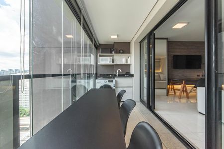 Apartamento à venda com 38m², 1 quarto e 1 vaga Apartamento à venda com 38m², 1 quarto e 1 vagaVaranda - Cozinha