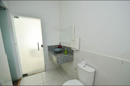 Casa à venda com 300m², 4 quartos e 2 vagasBanheiro / casa1