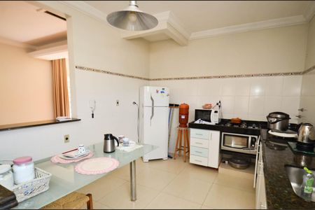 Casa à venda com 300m², 4 quartos e 2 vagasCozinha casa2