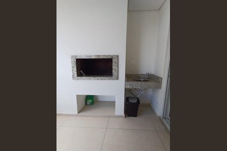 Apartamento para alugar com 64m², 2 quartos e 1 vagaSacada