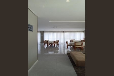 Apartamento para alugar com 64m², 2 quartos e 1 vagaÁrea comum - Salão de festas