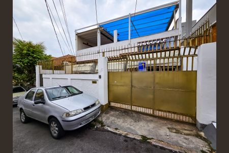Casa de condomínio para alugar com 100m², 3 quartos e 1 vaga Casa de condomínio para alugar com 100m², 3 quartos e 1 vagaFachada