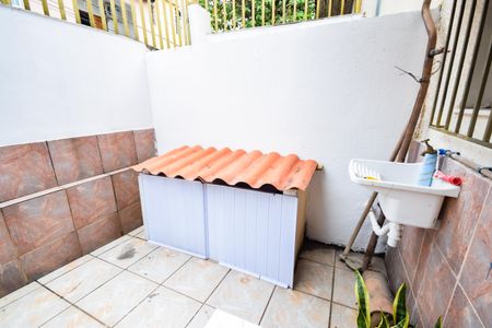 Casa de condomínio para alugar com 100m², 3 quartos e 1 vaga Casa de condomínio para alugar com 100m², 3 quartos e 1 vagaÁrea de Serviço