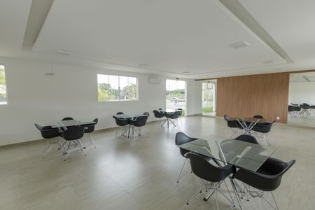 Apartamento para alugar com 45m², 2 quartos e 1 vaga Apartamento para alugar com 45m², 2 quartos e 1 vagaÁrea comum - Salão de festas