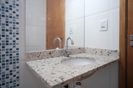 Casa de condomínio para alugar com 55m², 1 quarto e 1 vagaBanheiro