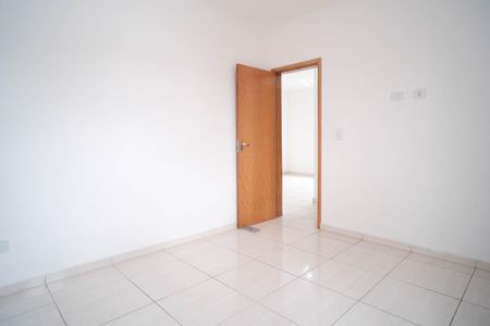 Casa de condomínio para alugar com 55m², 1 quarto e 1 vagaQuarto