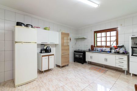 Casa à venda com 230m², 4 quartos e 4 vagas Casa à venda com 230m², 4 quartos e 4 vagasCozinha