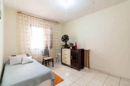 Casa à venda com 230m², 4 quartos e 4 vagas Casa à venda com 230m², 4 quartos e 4 vagasQuarto 3