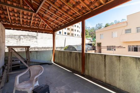 Casa à venda com 230m², 4 quartos e 4 vagas Casa à venda com 230m², 4 quartos e 4 vagasÁrea comum -Cobertura / Área de Lazer