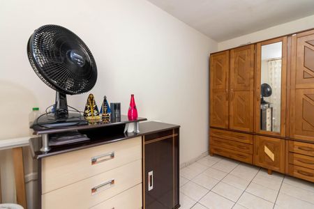 Casa à venda com 230m², 4 quartos e 4 vagas Casa à venda com 230m², 4 quartos e 4 vagasQuarto 3