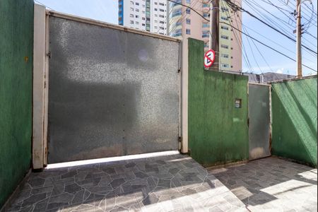 Casa à venda com 230m², 4 quartos e 4 vagas Casa à venda com 230m², 4 quartos e 4 vagasGaragem