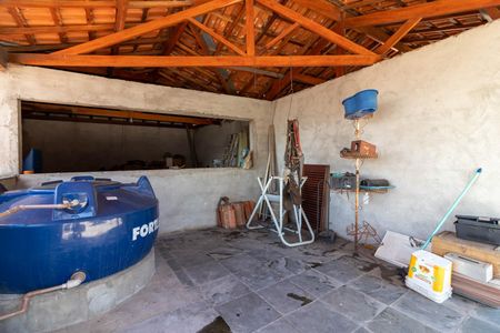 Casa à venda com 230m², 4 quartos e 4 vagas Casa à venda com 230m², 4 quartos e 4 vagasÁrea comum -Cobertura / Área de Lazer