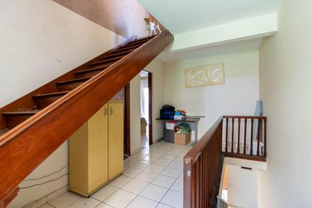 Casa à venda com 230m², 4 quartos e 4 vagas Casa à venda com 230m², 4 quartos e 4 vagasCorredor dos Quartos