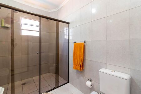 Casa à venda com 230m², 4 quartos e 4 vagas Casa à venda com 230m², 4 quartos e 4 vagasBanheiro 3