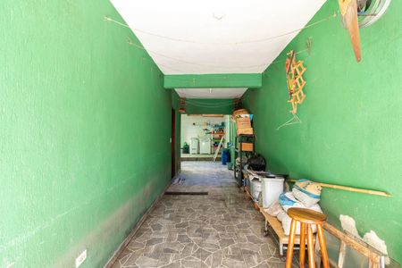 Casa à venda com 230m², 4 quartos e 4 vagas Casa à venda com 230m², 4 quartos e 4 vagasGaragem