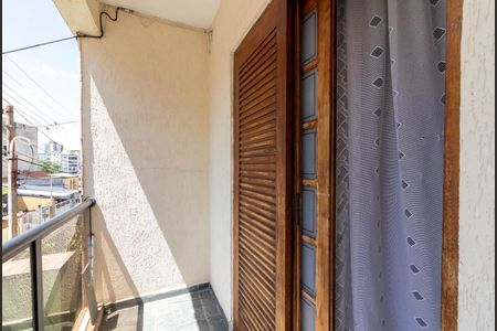 Casa à venda com 230m², 4 quartos e 4 vagas Casa à venda com 230m², 4 quartos e 4 vagasVaranda da Suíte 2