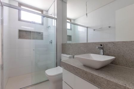 Apartamento à venda com 86m², 3 quartos e 3 vagasBanheiro
