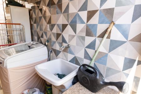 Casa para alugar com 191m², 2 quartos e 1 vaga Casa para alugar com 191m², 2 quartos e 1 vagaQuintal