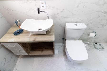 Casa para alugar com 191m², 2 quartos e 1 vaga Casa para alugar com 191m², 2 quartos e 1 vagaBanheiro da Suíte