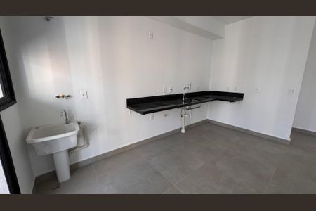 Apartamento para alugar com 77m², 2 quartos e 2 vagas Apartamento para alugar com 77m², 2 quartos e 2 vagasCozinha e Área de Serviço