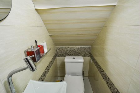 Casa à venda com 300m², 3 quartos e 5 vagasLavabo