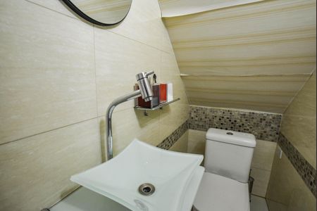 Casa à venda com 300m², 3 quartos e 5 vagasLavabo