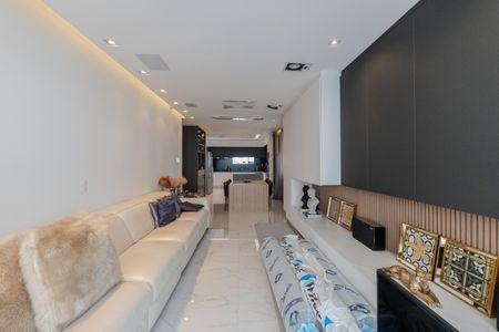 Apartamento à venda com 240m², 4 quartos e 1 vaga Apartamento à venda com 240m², 4 quartos e 1 vagaSala