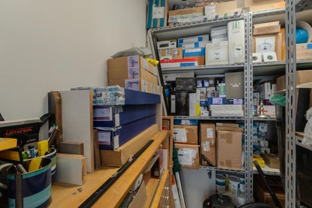 Apartamento à venda com 240m², 4 quartos e 1 vaga Apartamento à venda com 240m², 4 quartos e 1 vagaQuarto de Serviço