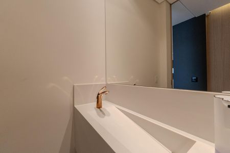 Apartamento à venda com 240m², 4 quartos e 1 vaga Apartamento à venda com 240m², 4 quartos e 1 vagaLavabo