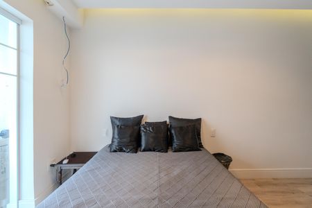 Apartamento à venda com 240m², 4 quartos e 1 vaga Apartamento à venda com 240m², 4 quartos e 1 vagaSuíte 2
