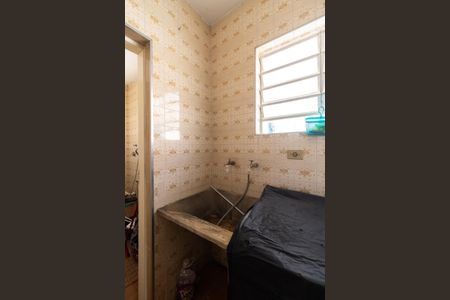 Casa à venda com 203m², 2 quartos e 3 vagas Casa à venda com 203m², 2 quartos e 3 vagasÁrea de Serviço