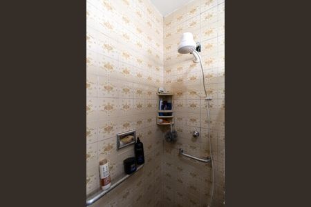 Casa à venda com 203m², 2 quartos e 3 vagas Casa à venda com 203m², 2 quartos e 3 vagasBanheiro