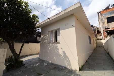 Casa à venda com 203m², 2 quartos e 3 vagas Casa à venda com 203m², 2 quartos e 3 vagasÁrea comum