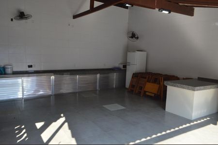 Casa de condomínio à venda com 125m², 3 quartos e 2 vagas Casa de condomínio à venda com 125m², 3 quartos e 2 vagasÁrea comum - Salão de festas