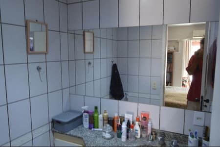 Casa de condomínio à venda com 125m², 3 quartos e 2 vagas Casa de condomínio à venda com 125m², 3 quartos e 2 vagasBanheiro da Suíte