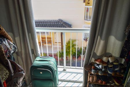 Casa de condomínio à venda com 125m², 3 quartos e 2 vagas Casa de condomínio à venda com 125m², 3 quartos e 2 vagasVaranda da Suíte