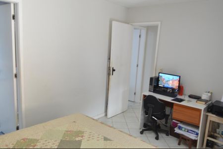 Casa de condomínio à venda com 125m², 3 quartos e 2 vagas Casa de condomínio à venda com 125m², 3 quartos e 2 vagasSuíte