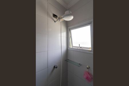 Casa à venda com 60m², 3 quartos e 3 vagasBanheiro Suíte 