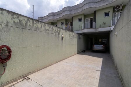 Casa à venda com 60m², 3 quartos e 3 vagasGaragem 
