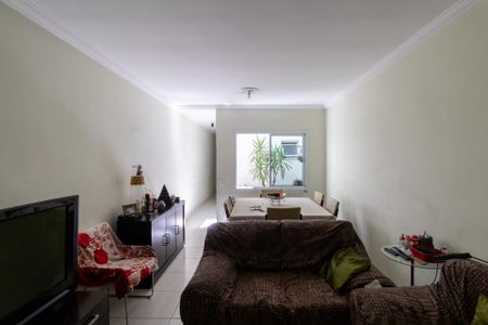 Casa à venda com 60m², 3 quartos e 3 vagasSala 