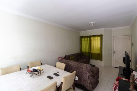 Casa à venda com 60m², 3 quartos e 3 vagasSala 
