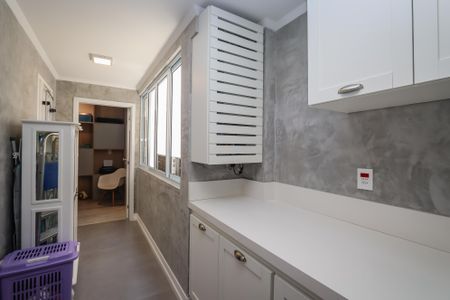 Apartamento à venda com 140m², 2 quartos e 1 vaga Apartamento à venda com 140m², 2 quartos e 1 vagaLavanderia