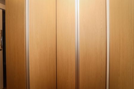 Apartamento à venda com 140m², 2 quartos e 1 vaga Apartamento à venda com 140m², 2 quartos e 1 vagaCloset da Suite