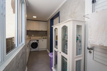 Apartamento à venda com 140m², 2 quartos e 1 vaga Apartamento à venda com 140m², 2 quartos e 1 vagaLavanderia