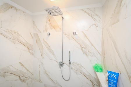 Apartamento à venda com 140m², 2 quartos e 1 vaga Apartamento à venda com 140m², 2 quartos e 1 vagaBanheiro da Suite 2